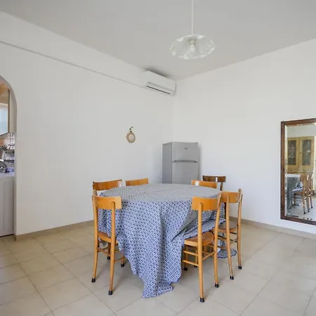 House , - Ariel Torre Canne